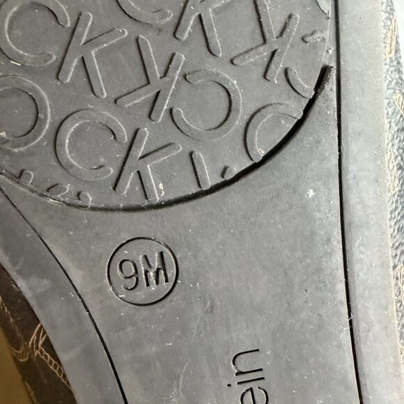 Calvin Klein Brown Lisa Ballet Flats Size 9 Monogram CK Print Faux Leather - Picture 12 of 16